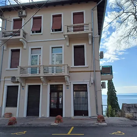 Lun Appartement Rijeka Buitenkant foto